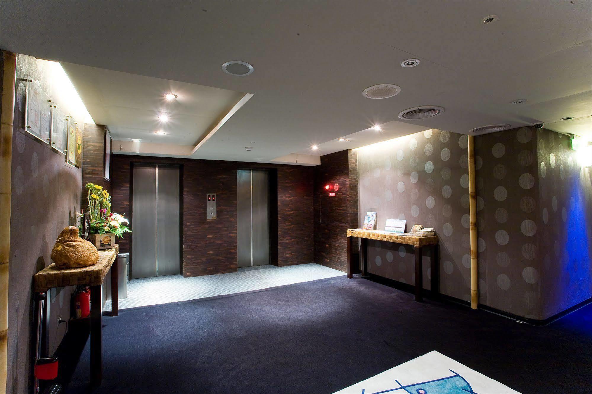 H.M.Hotel Hsinchu Exterior foto